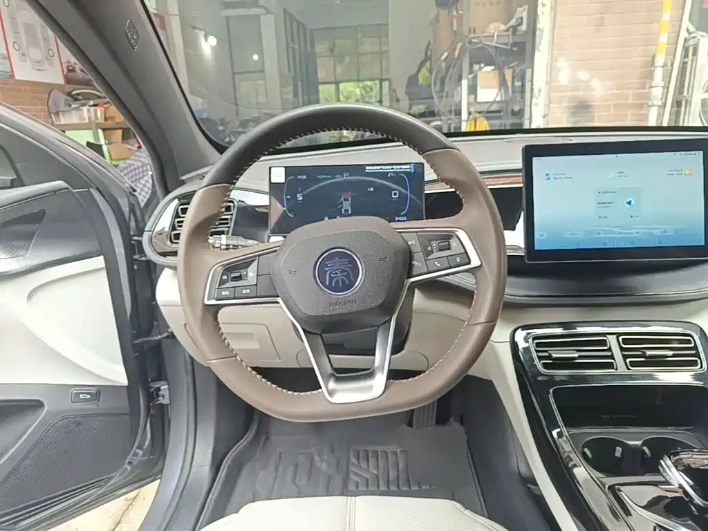 BYD Qin PLUS 2024