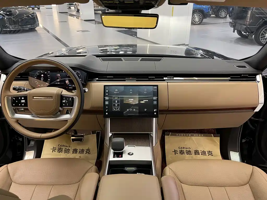 Land Rover Range Rover 2024 — фото 14