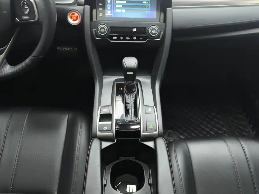 Honda Civic 2022 — фото 16