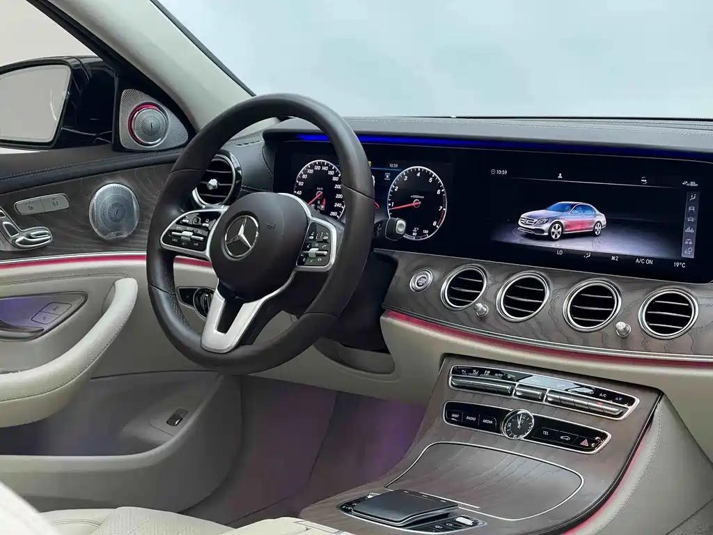 Mercedes-Benz E-Class 2019 — фото 14