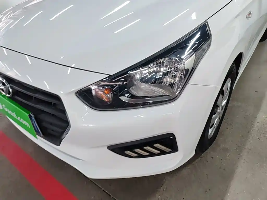 Hyundai Accent 2019 — фото 24