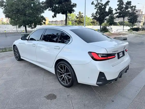 BMW 3 Series 2023