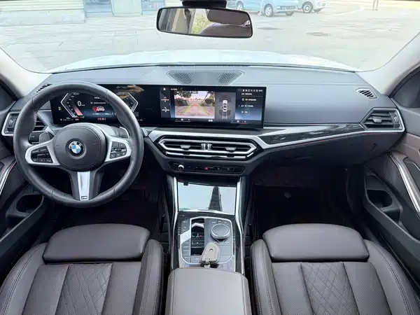BMW 3 Series 2023