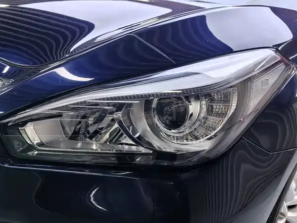 Infiniti Q70 2019