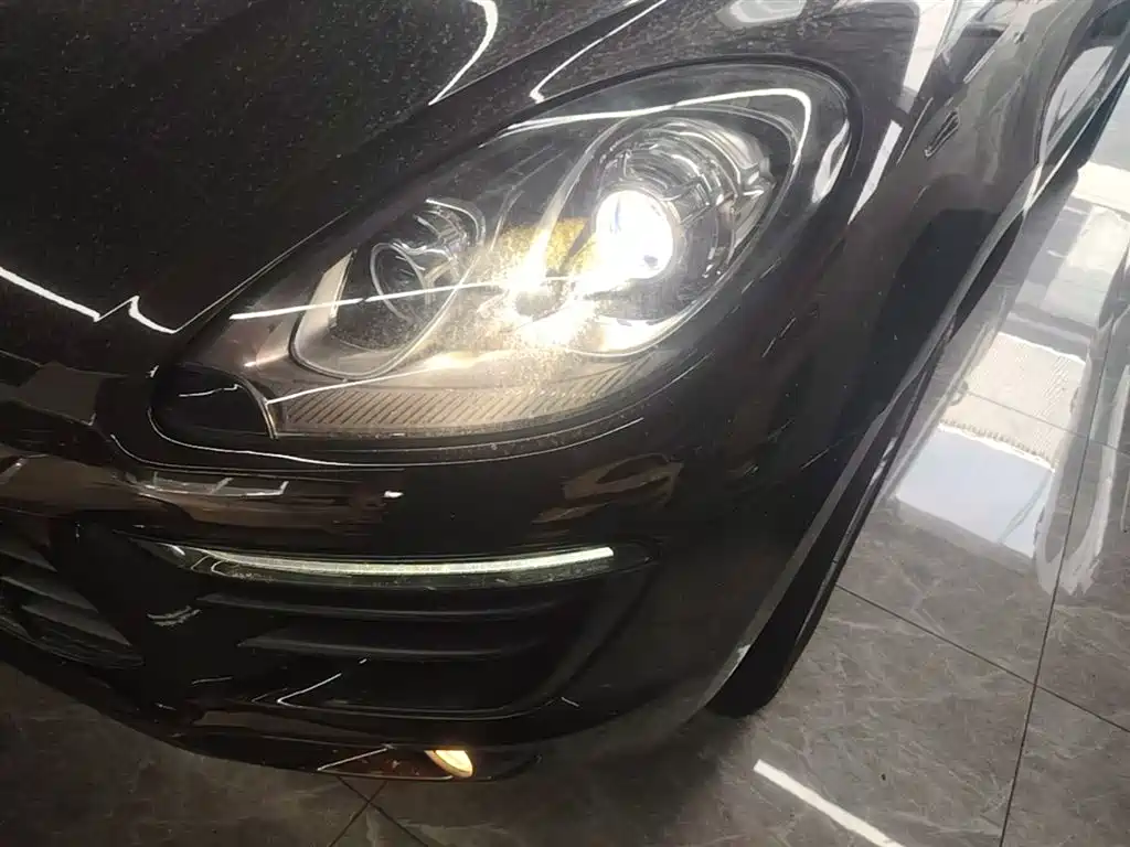 Porsche Macan 2015 — фото 24