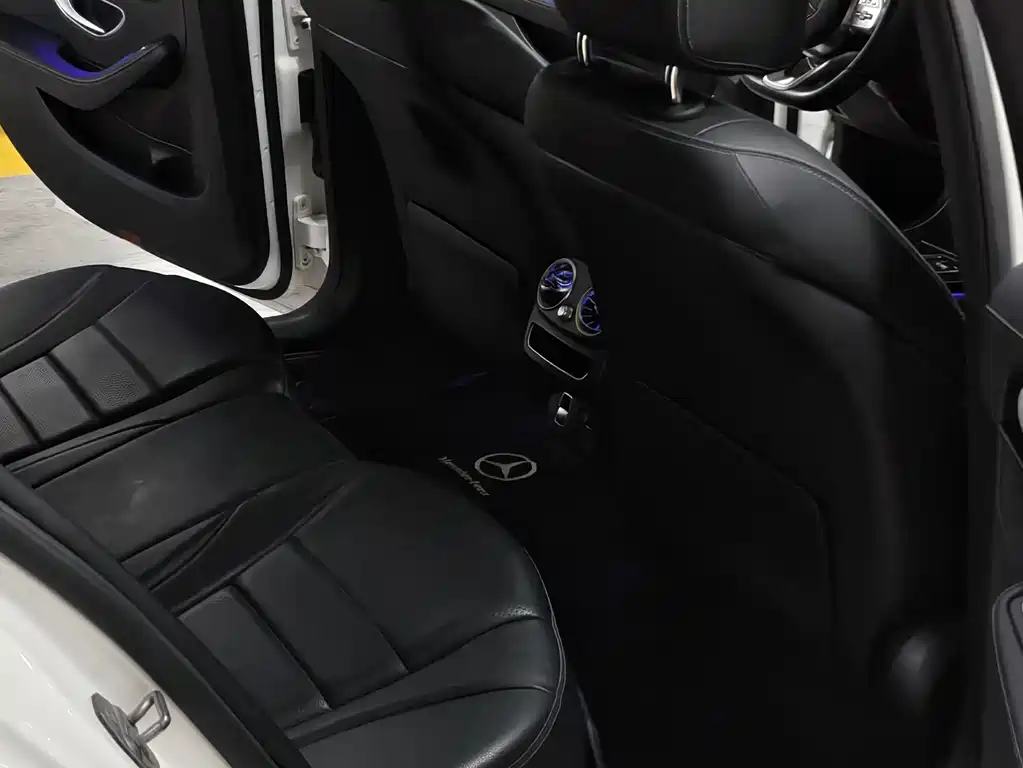 Mercedes-Benz C-Class 2021 — фото 12