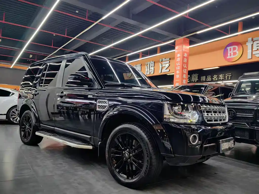 Land Rover Discovery 2015 — фото 3