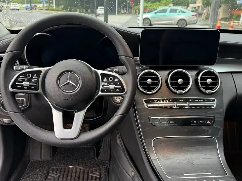 Mercedes-Benz C-Class 2019