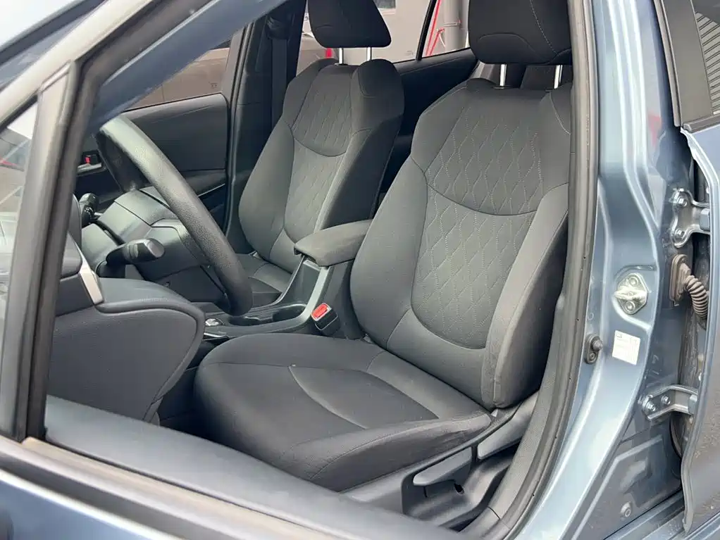 Toyota Corolla 2021 — фото 12