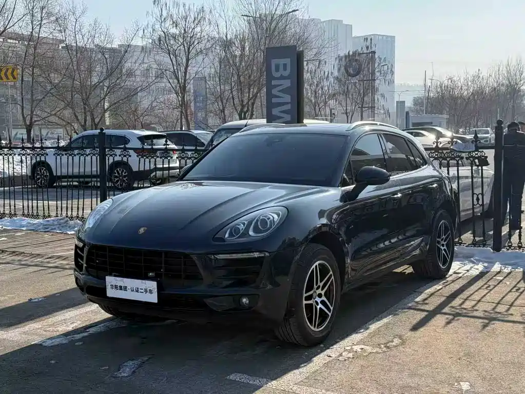 Porsche Macan 2018 — фото 1
