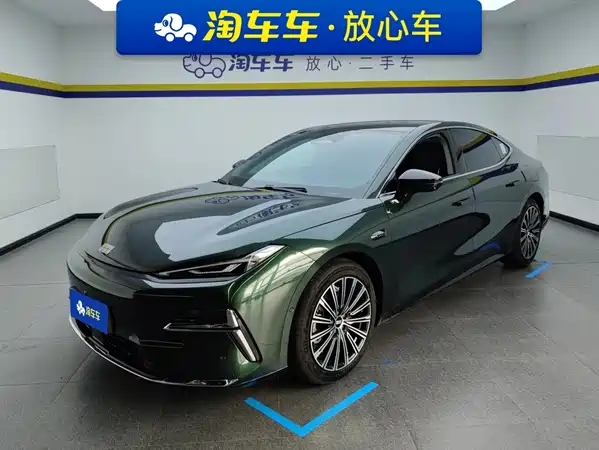 Geely Galaxy Starshine 8 2025