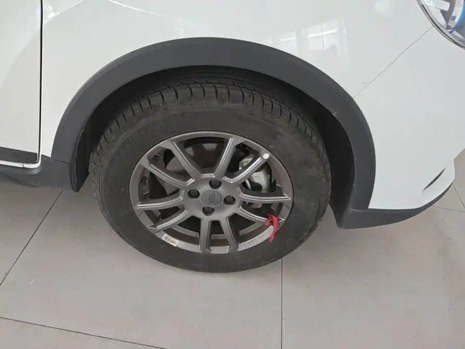 Geely Vision X3 2021