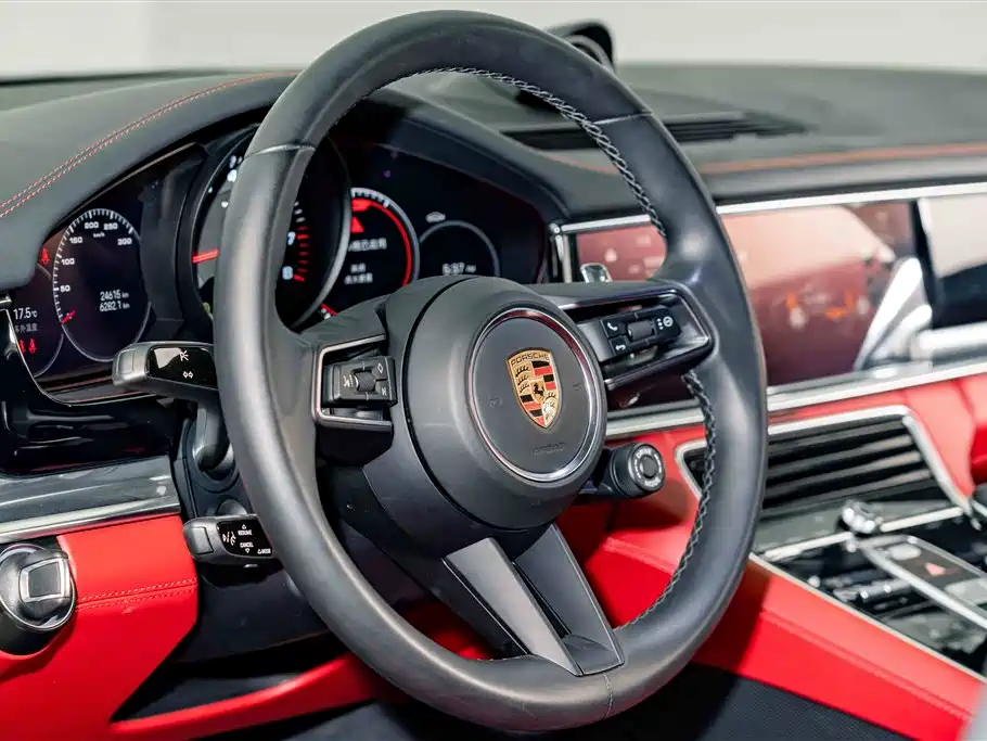 Porsche Panamera 2023 — фото 10