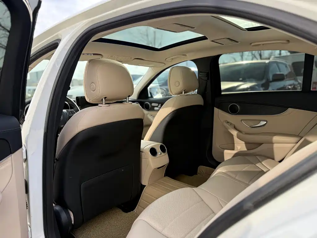 Mercedes-Benz C-Class 2015 — фото 14