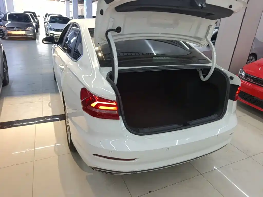 Volkswagen Lavida 2021