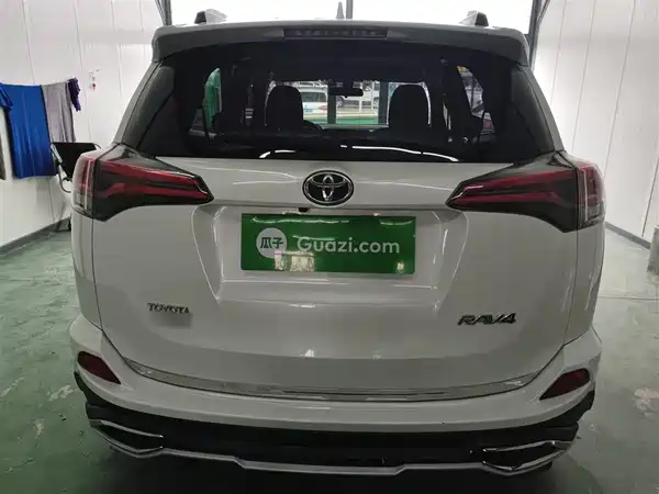 Toyota RAV4 2016