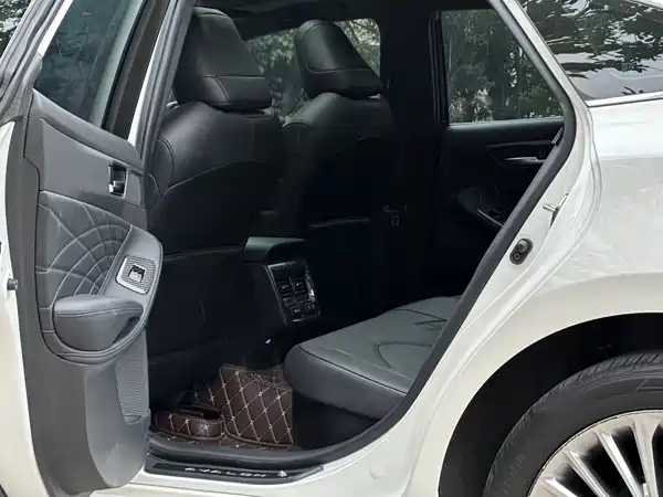 Toyota Avalon 2020