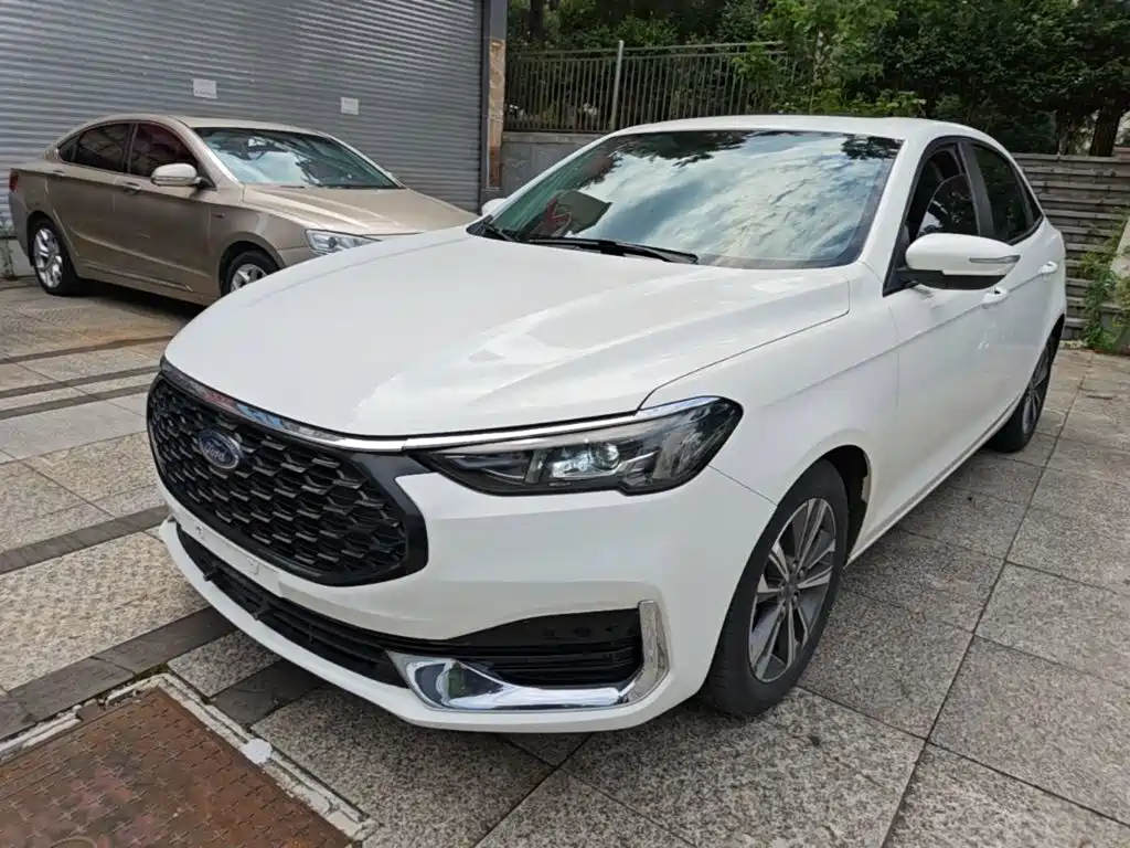 Ford Escort 2021