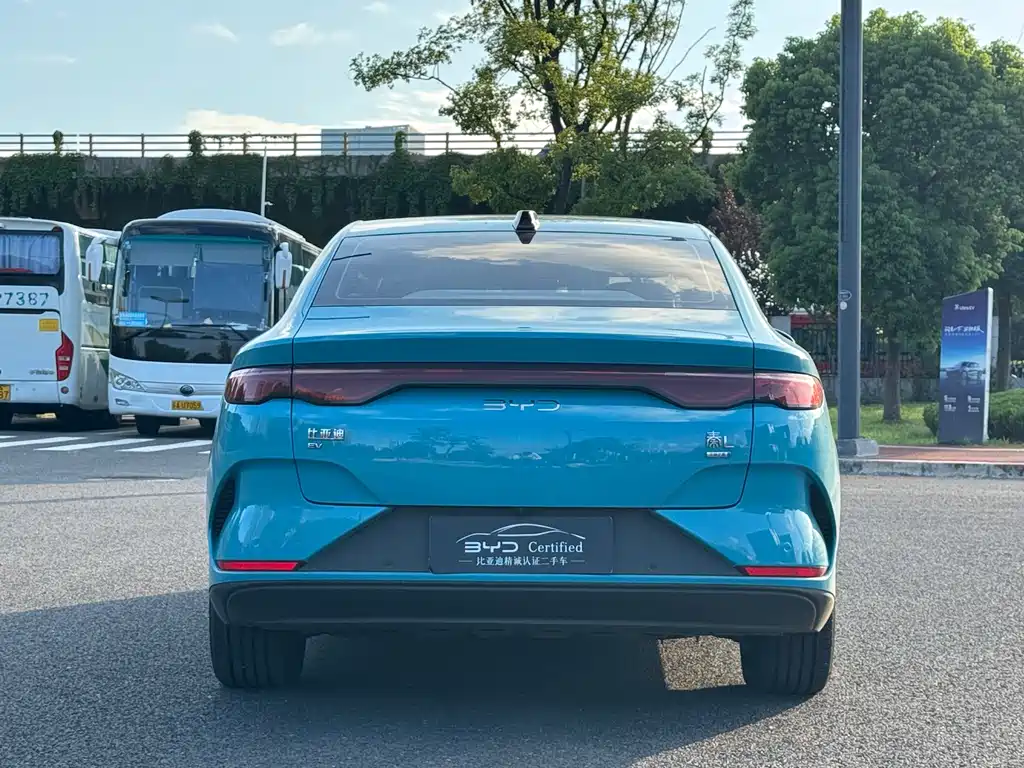 BYD Qin L 2025 — фото 12
