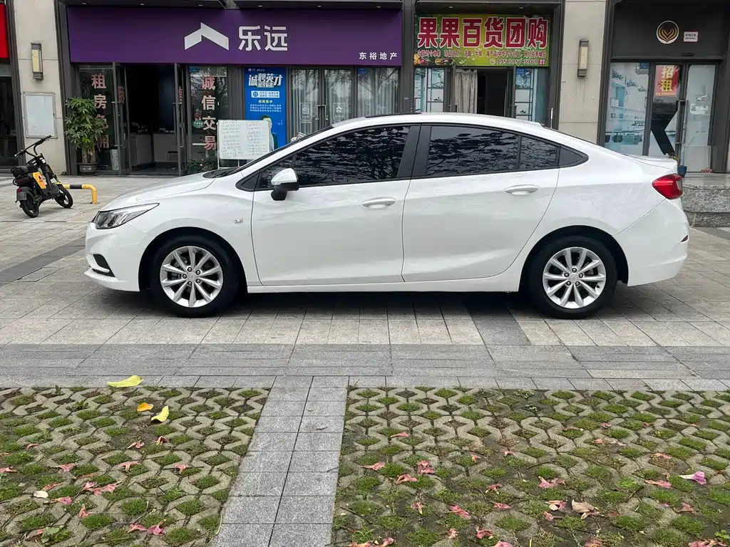 Chevrolet Cruze 2017 — фото 4