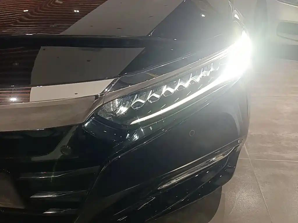 Honda Accord 2021 — фото 24