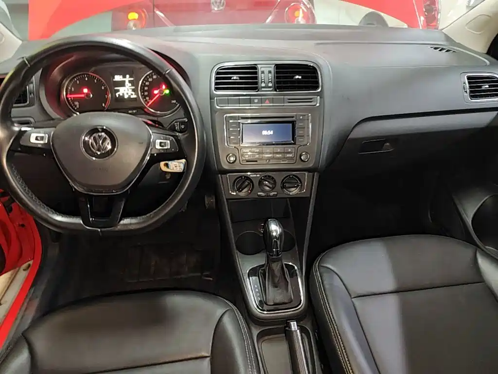 Volkswagen Polo 2017 — фото 14