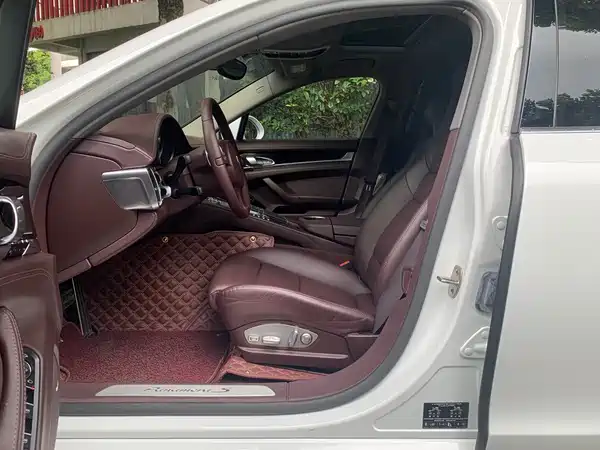 Porsche Panamera 2015