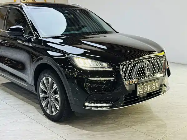 Lincoln Corsair 2021