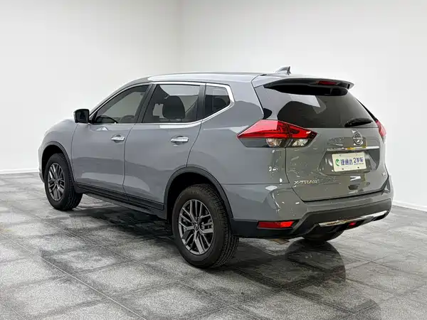Nissan X-Trail 2025