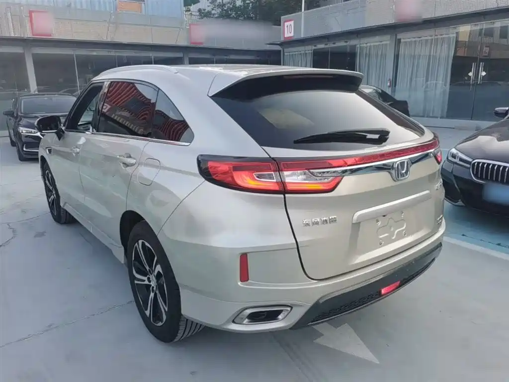 Honda UR-V 2018 — фото 23