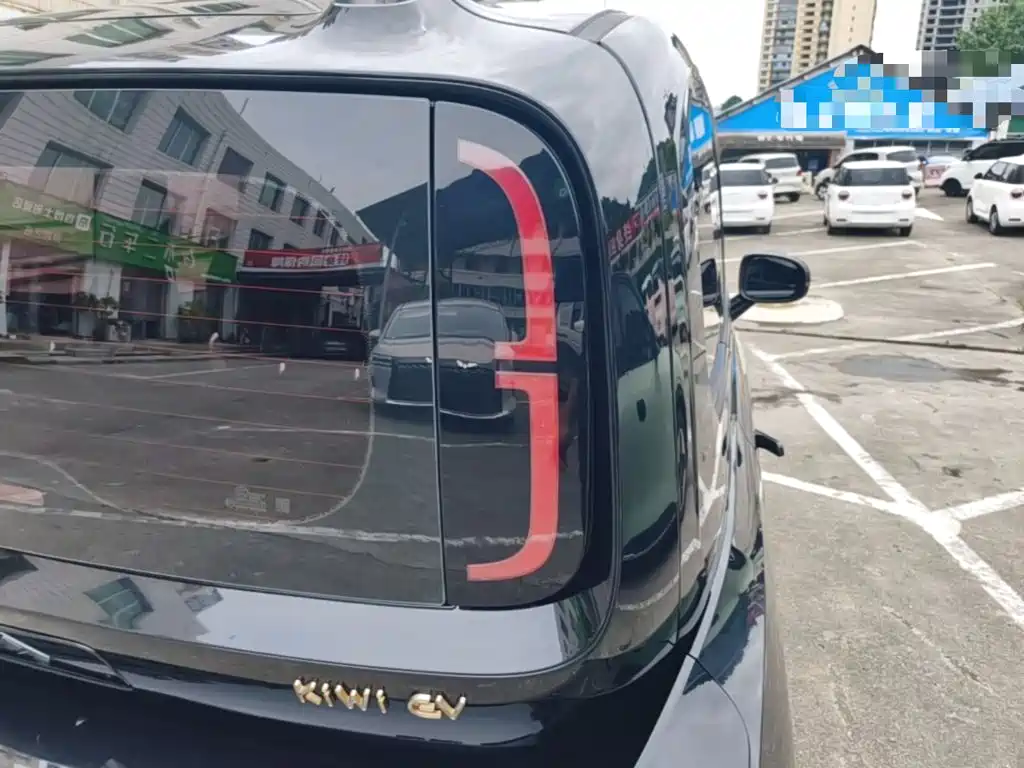 Baojun KiWi EV 2022 — фото 8