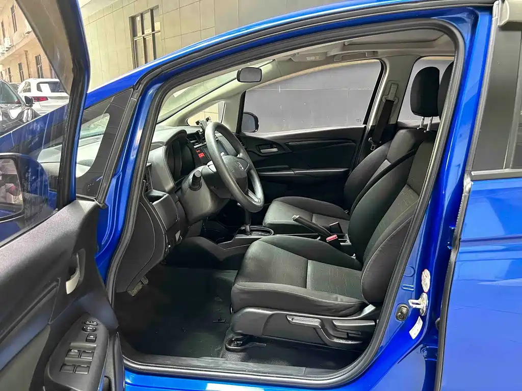 Honda Fit 2017 — фото 11
