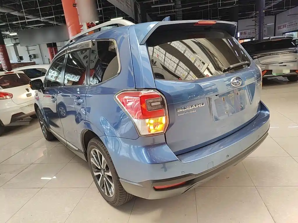 Subaru Forester 2017 — фото 5