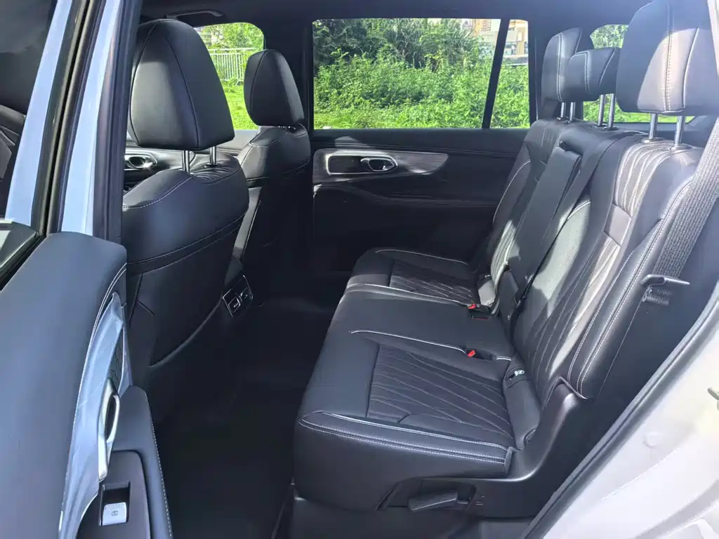GAC Motor Trumpchi GS8 2024 — фото 15