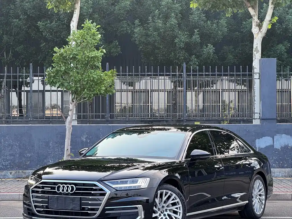Audi A8 2022