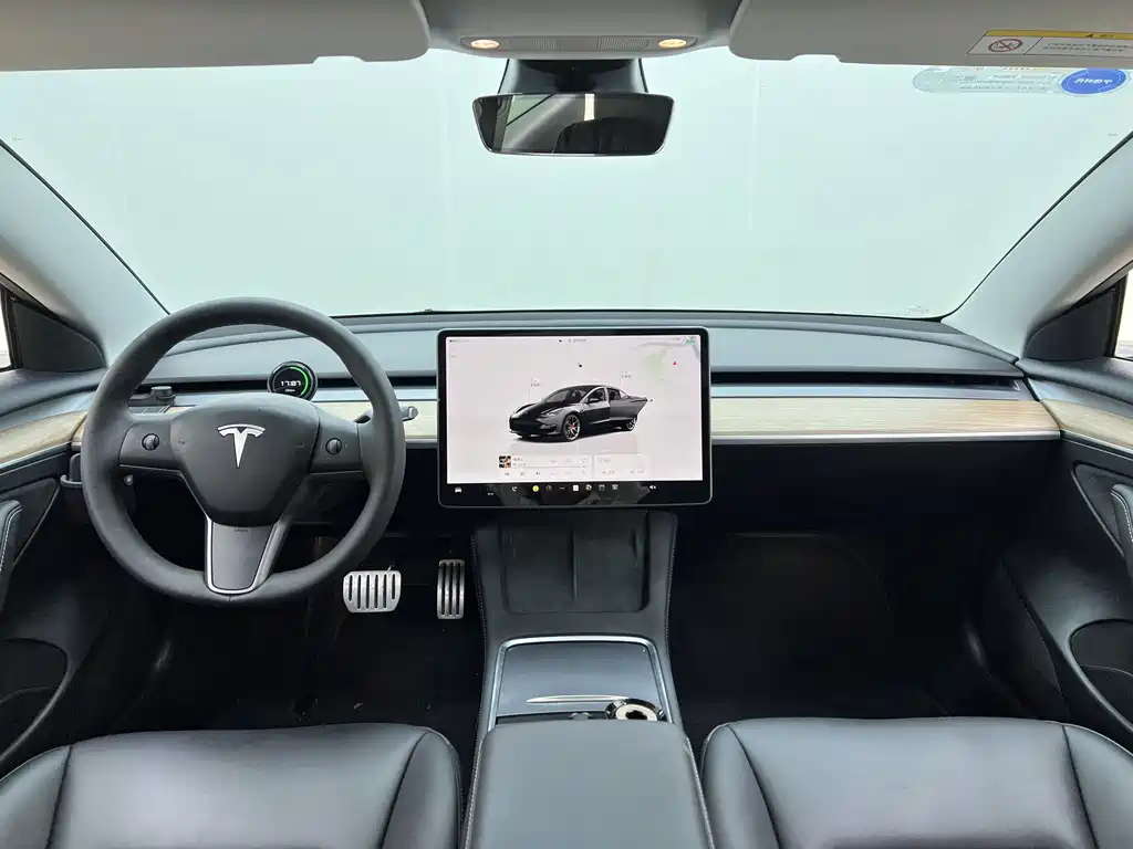 Tesla Model 3 2023 — фото 11