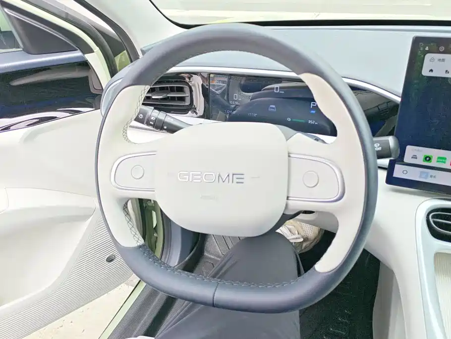 Geely Galaxy Starwish 2025 — фото 15