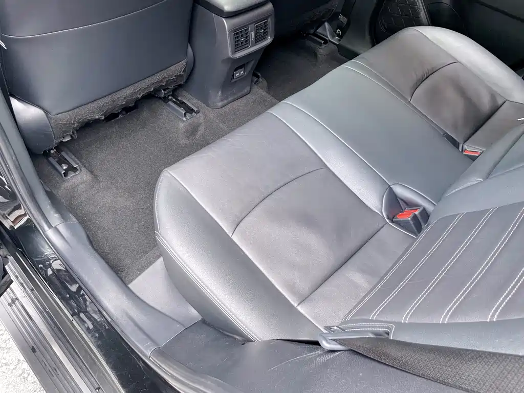 Toyota Wildlander 2023 — фото 16