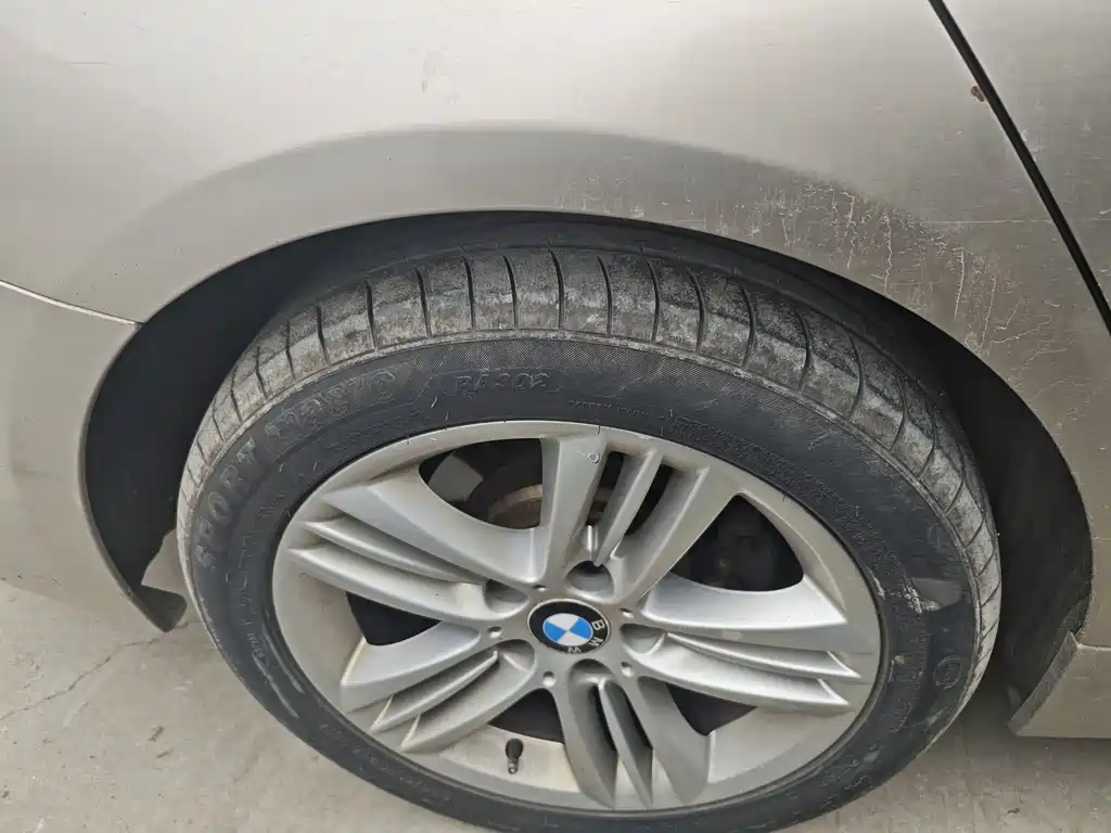 BMW 3 Series 2017 — фото 12