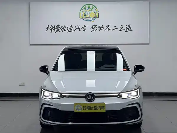 Volkswagen Golf 2020