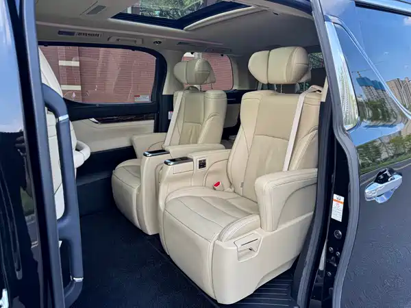 Toyota Alphard 2019