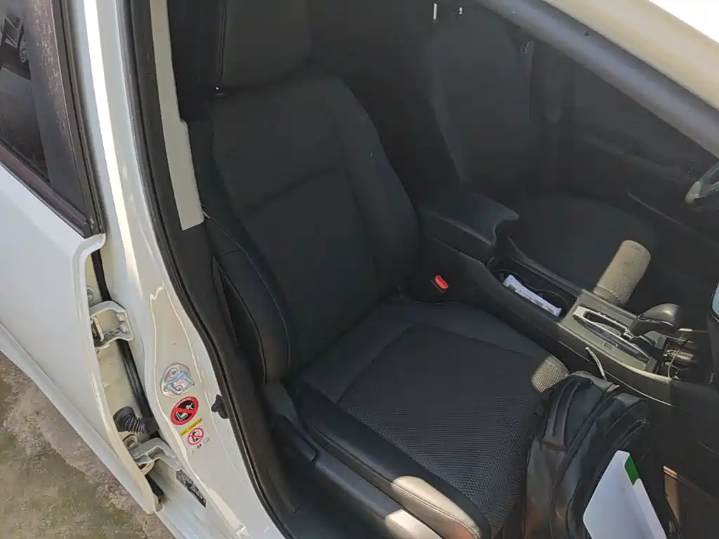 Honda Jade 2016 — фото 25