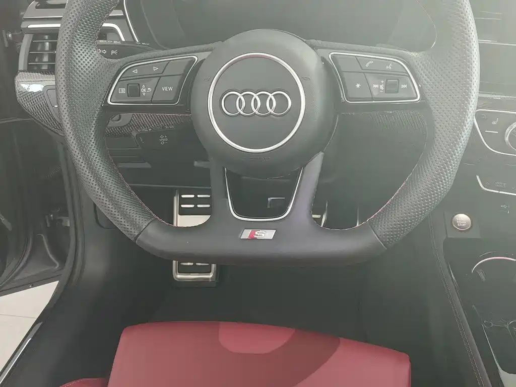 Audi S4 2025 — фото 17