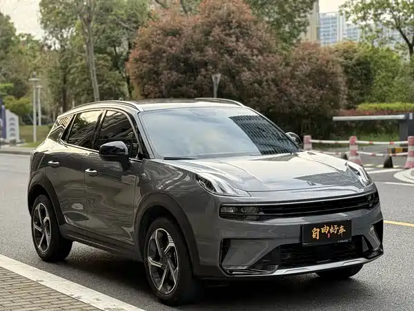 Lynk & Co 06 2020
