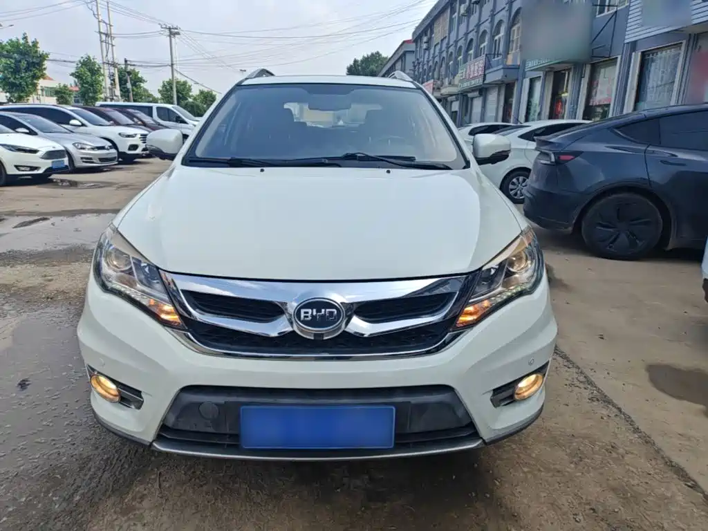 BYD S7 2016