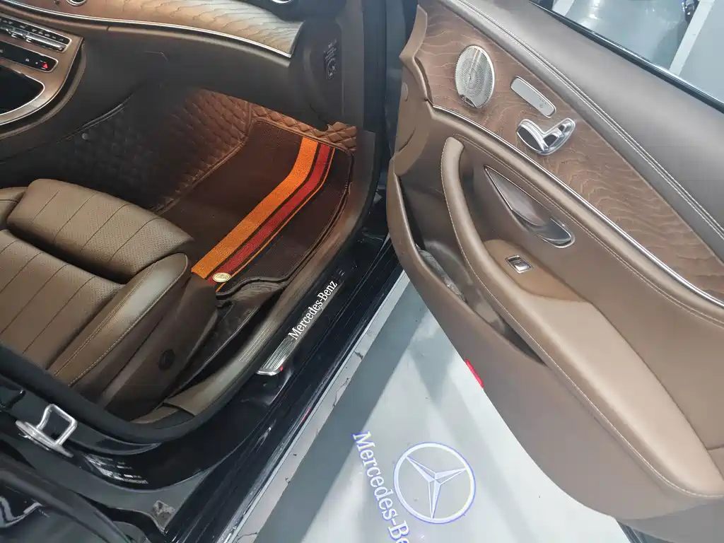 Mercedes-Benz E-Class 2022 — фото 22