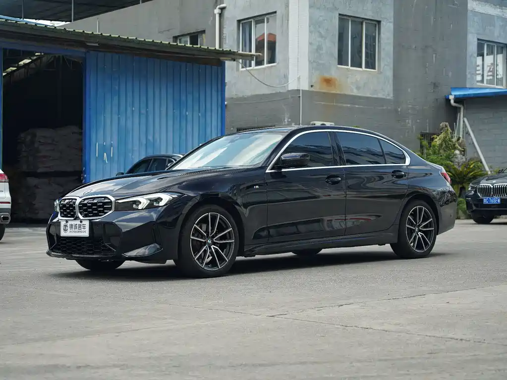 BMW 3 Series 2024