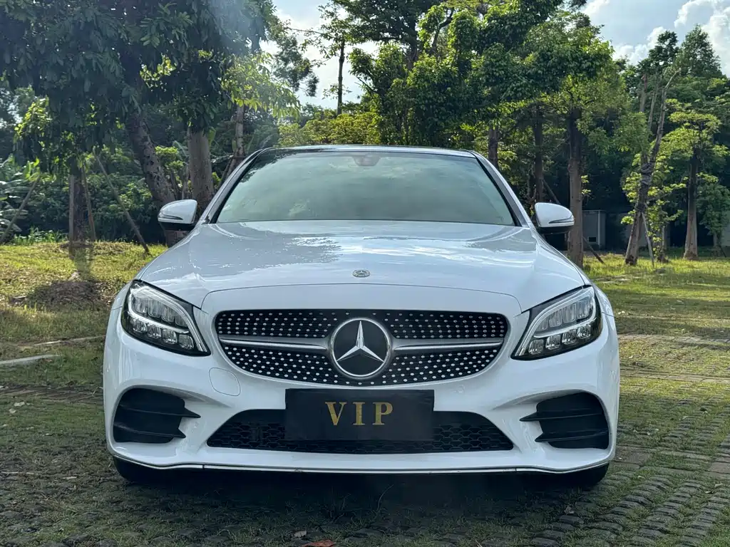 Mercedes-Benz C-Class 2021