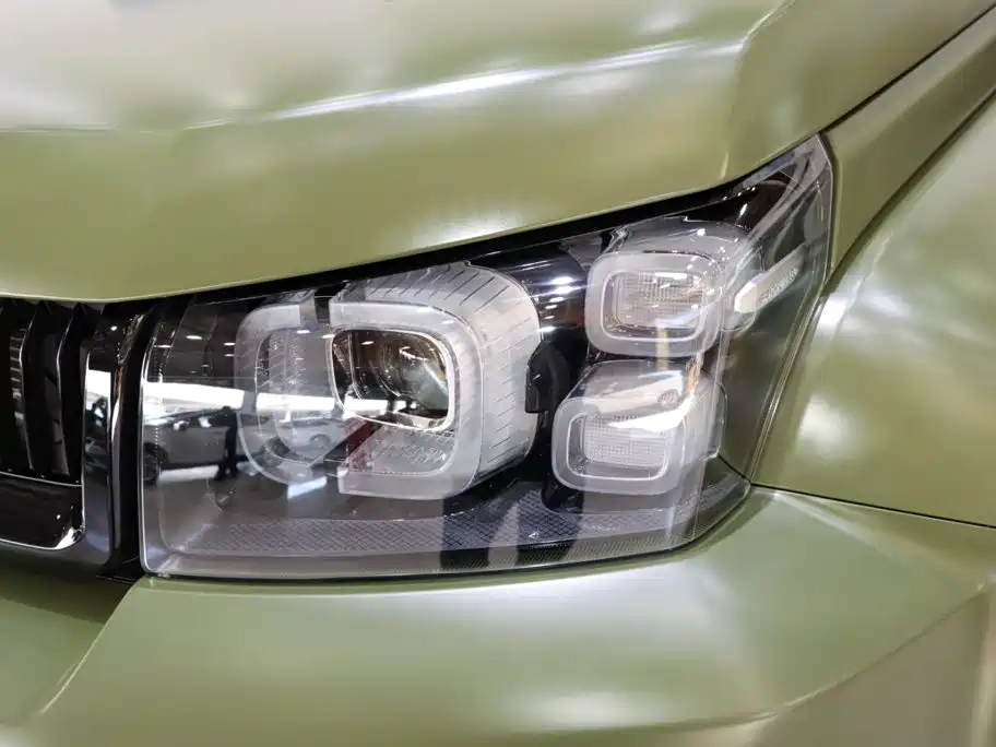 BAIC BJ40 2023 — фото 17