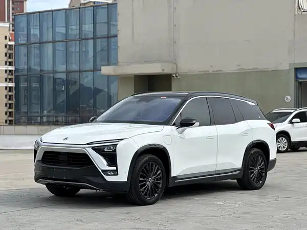 NIO ES8 2019
